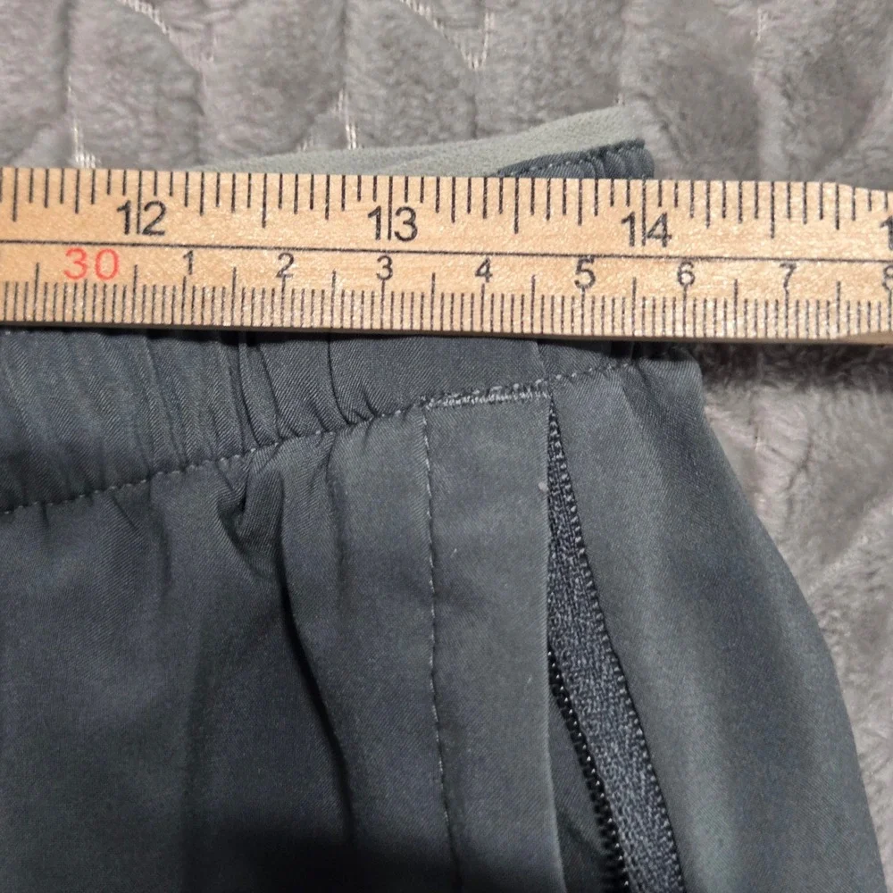 Patagonia Mens Multi Trails Shorts 8 Inseam Nouveau Green 57602 Size M